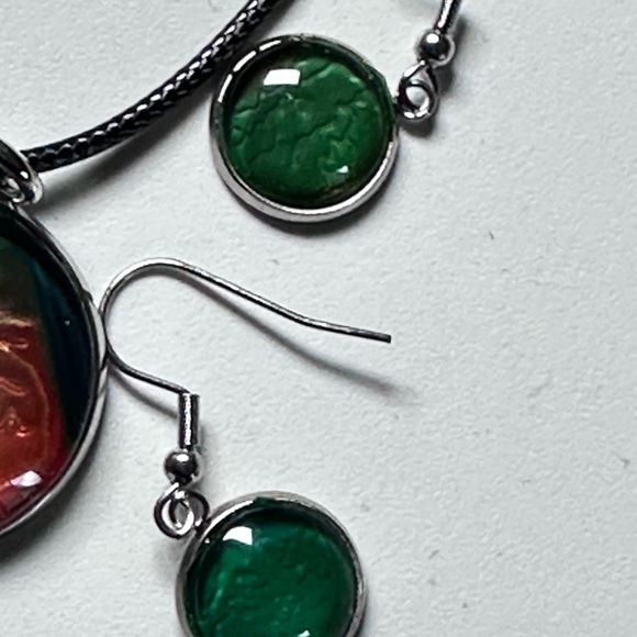 Vibrant Multicolor Pendant and Earring Set Handmade Jewelry Acrylic Paint 4175 - Picture 6 of 12